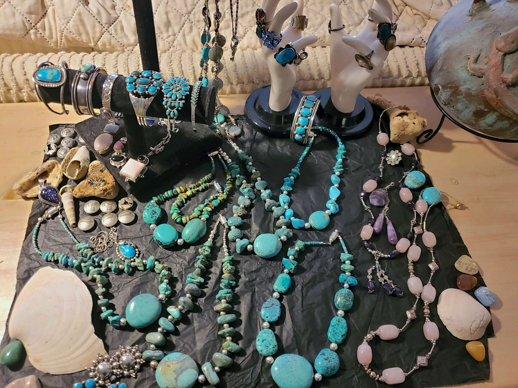 Worry-free shipping - Jewellery